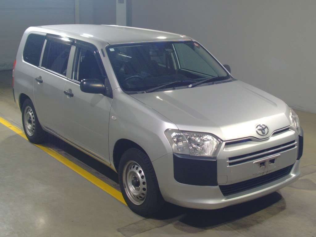 2016 Toyota Probox NCP165V[2]