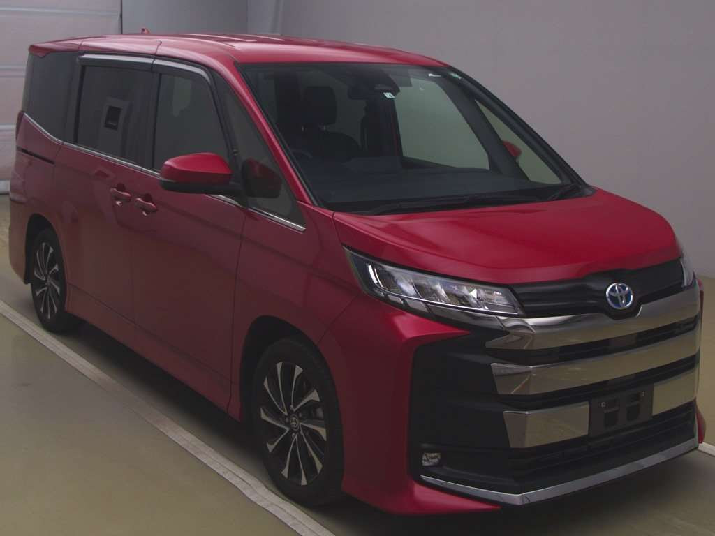 2022 Toyota Noah ZWR90W[2]