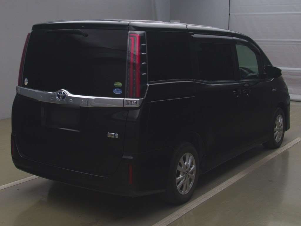 2019 Toyota Noah ZWR80G[1]