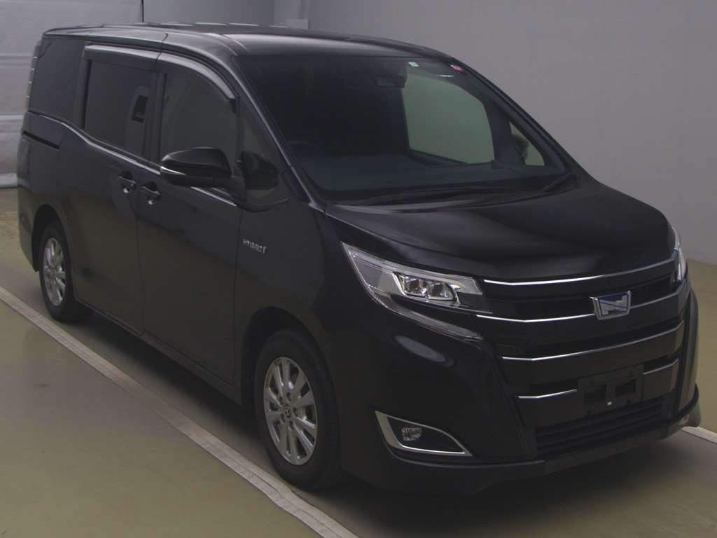 2019 Toyota Noah ZWR80G[2]