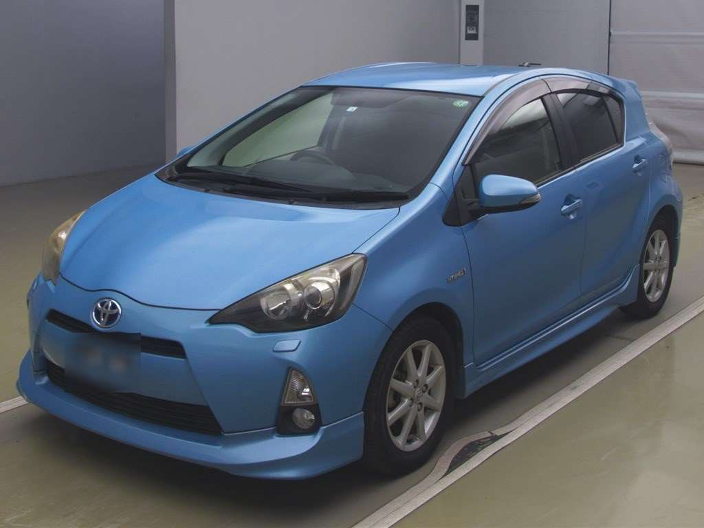 2012 Toyota Aqua NHP10[0]