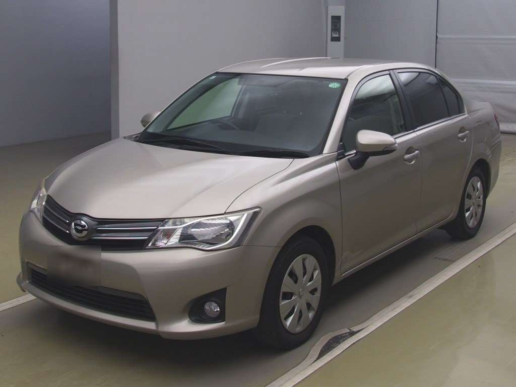 2013 Toyota Corolla Axio NZE161[0]