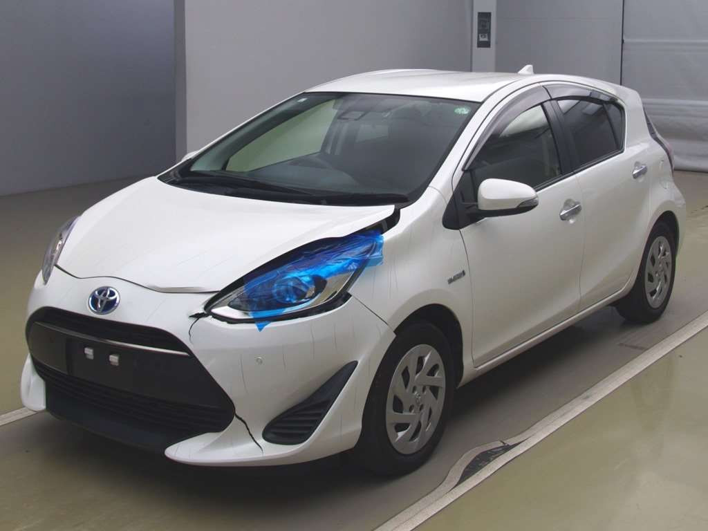 2019 Toyota Aqua NHP10[0]