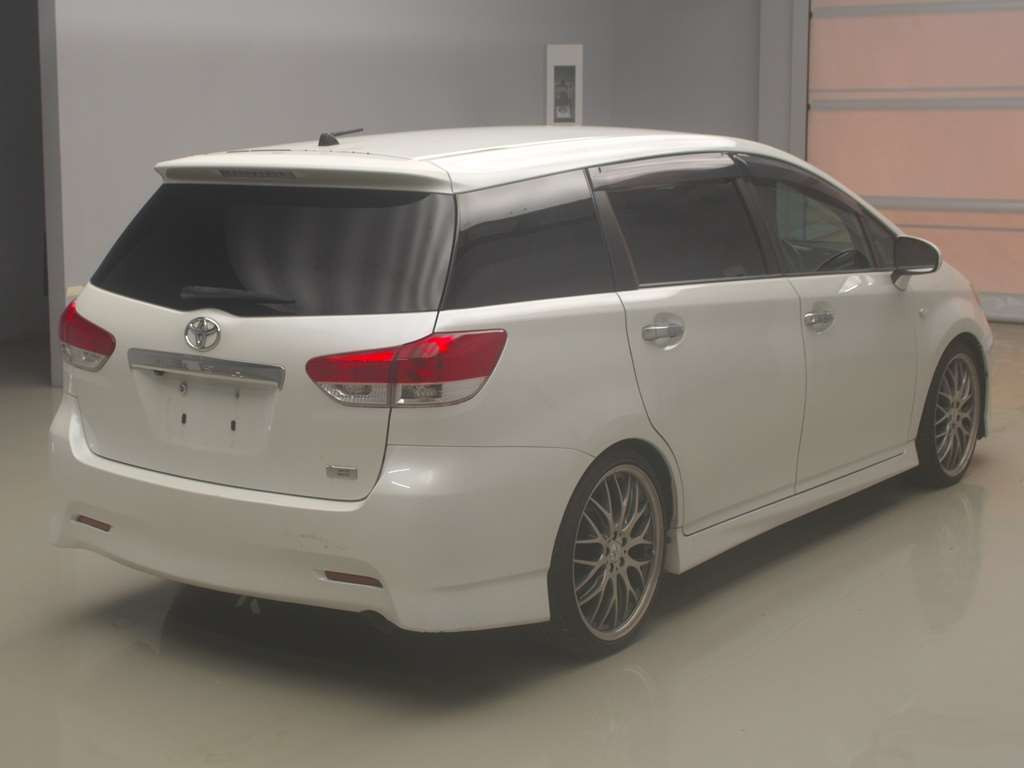 2010 Toyota Wish ZGE20W[1]