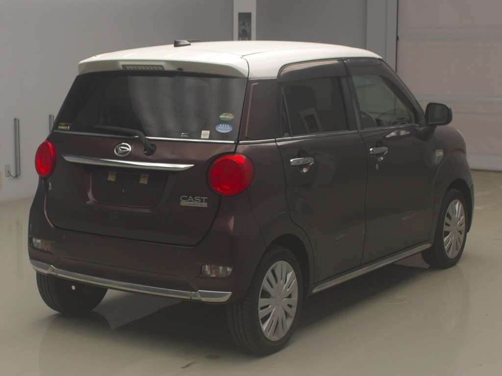 2015 Daihatsu Cast LA250S[1]