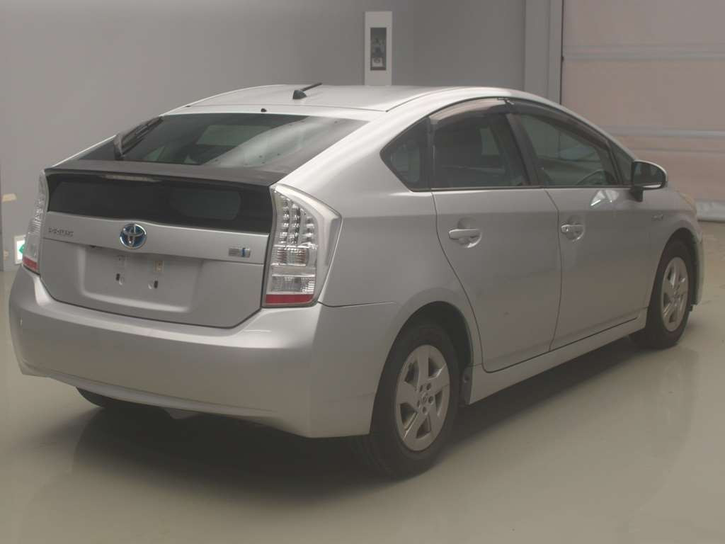 2011 Toyota Prius ZVW30[1]