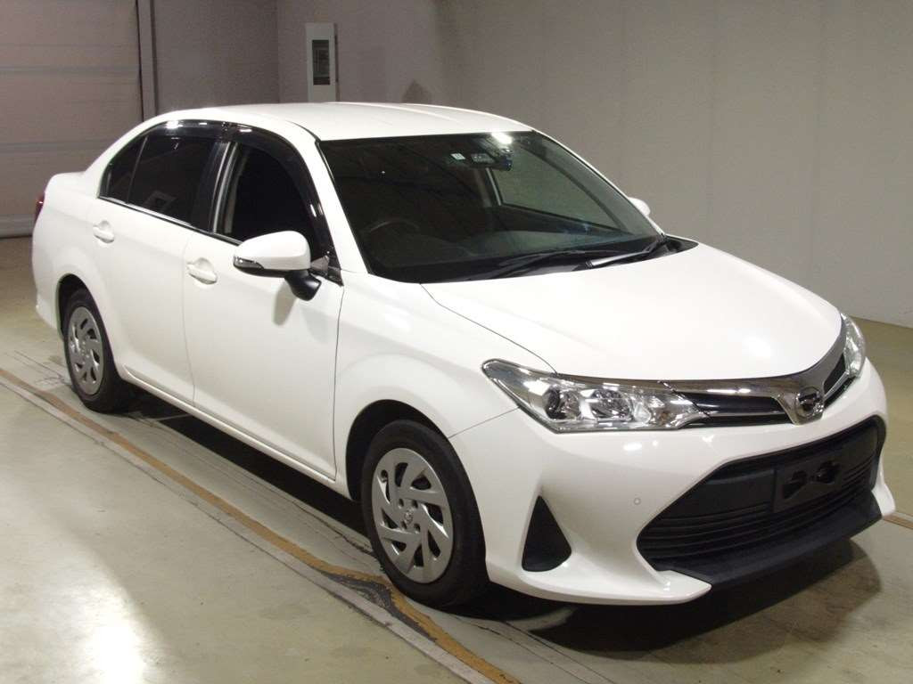 2019 Toyota Corolla Axio NRE161[2]