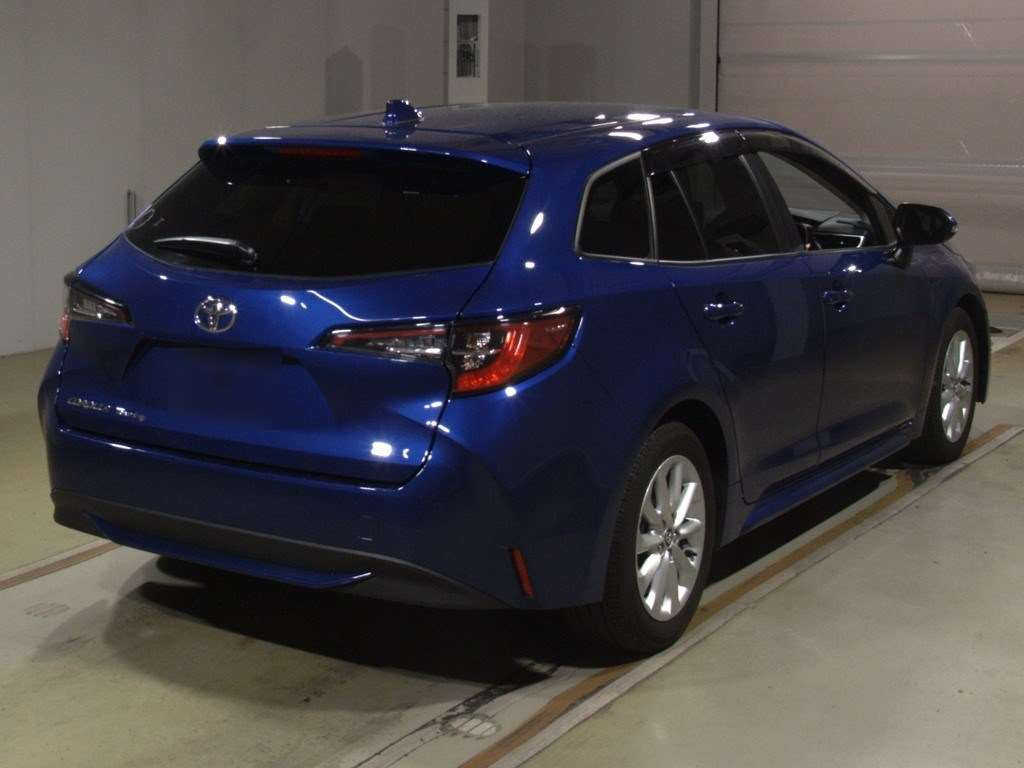 2021 Toyota Corolla Touring Wagon ZRE212W[1]