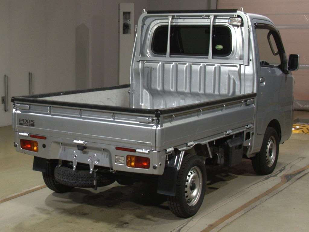 2018 Toyota Pixis Truck S500U[1]