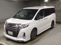 2014 Toyota Noah