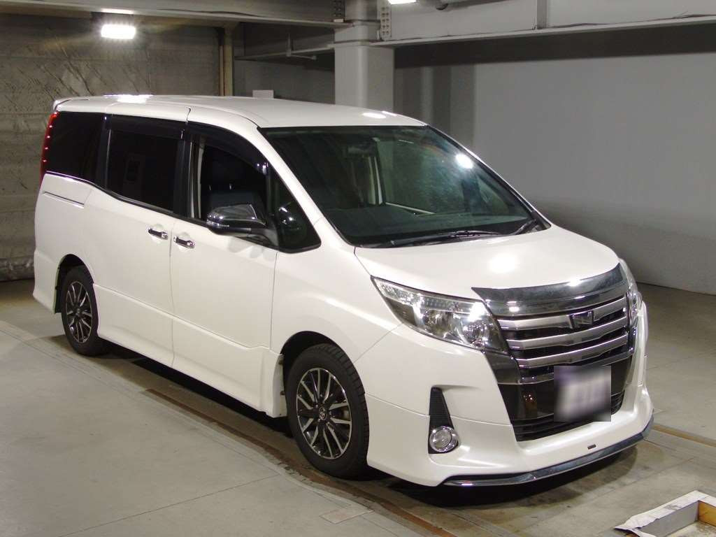 2014 Toyota Noah ZRR80W[2]