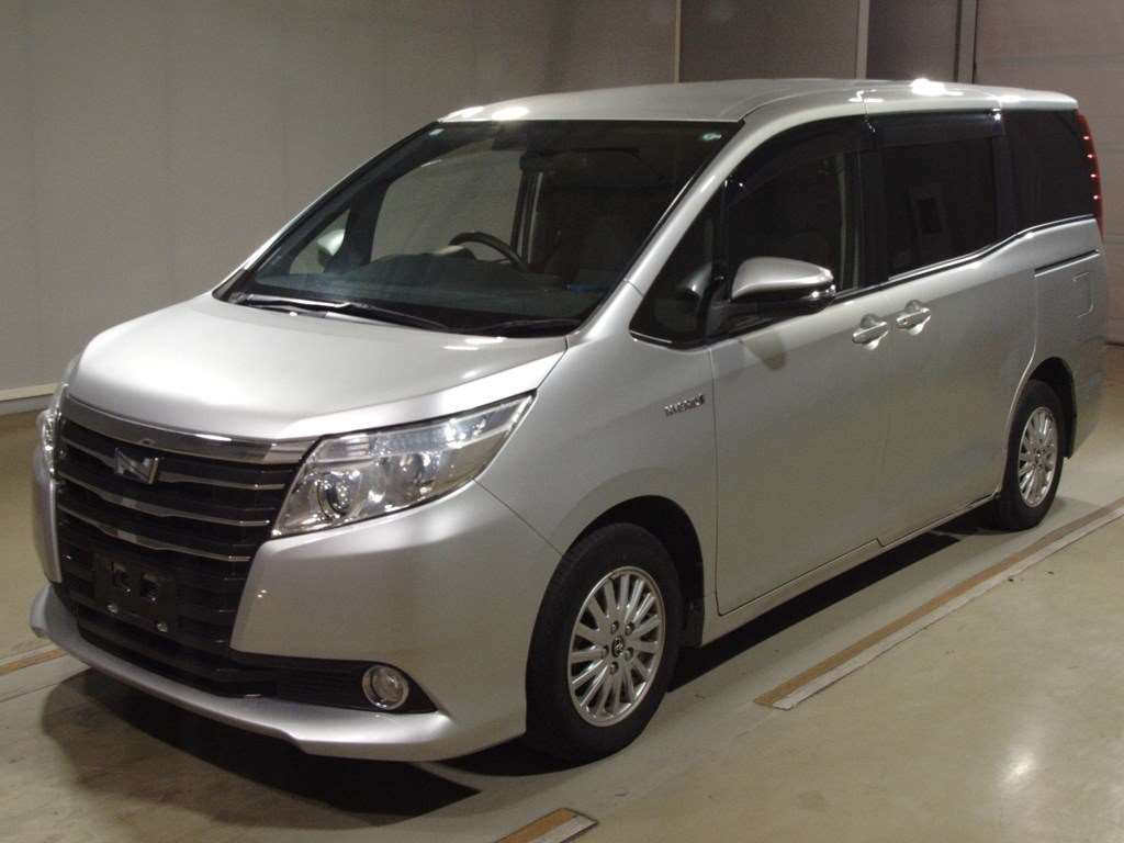 2015 Toyota Noah ZWR80G[0]