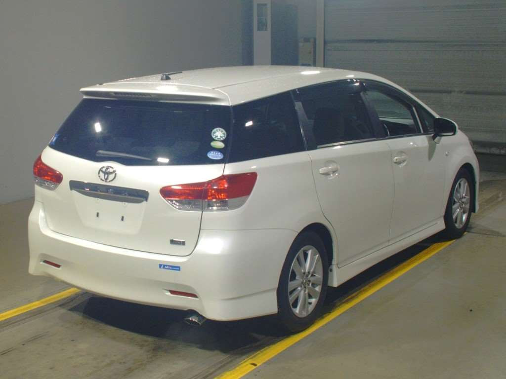 2009 Toyota Wish ZGE20W[1]