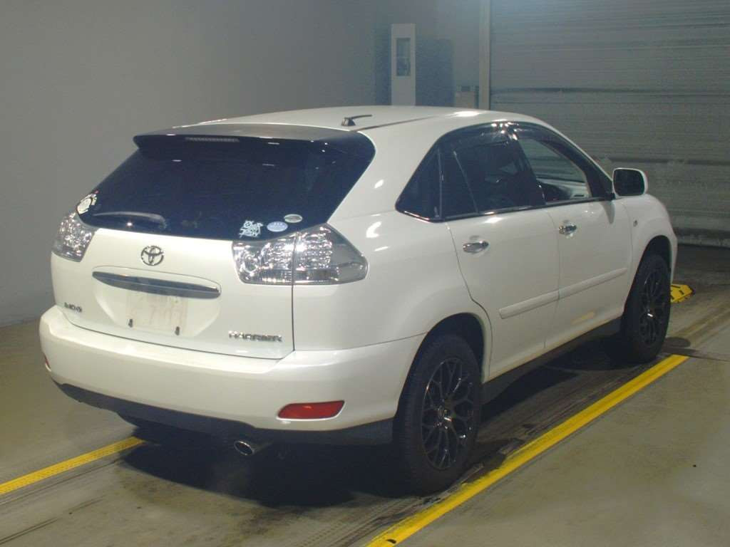 2011 Toyota Harrier ACU30W[1]