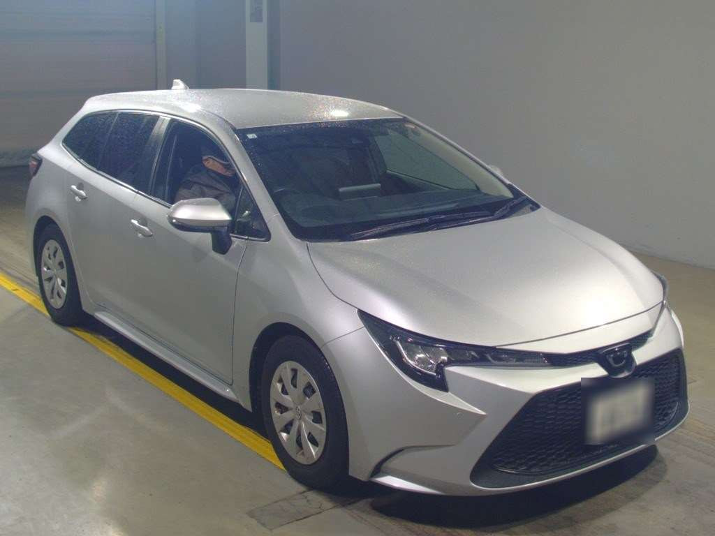 2020 Toyota Corolla Touring Wagon ZRE212W[2]