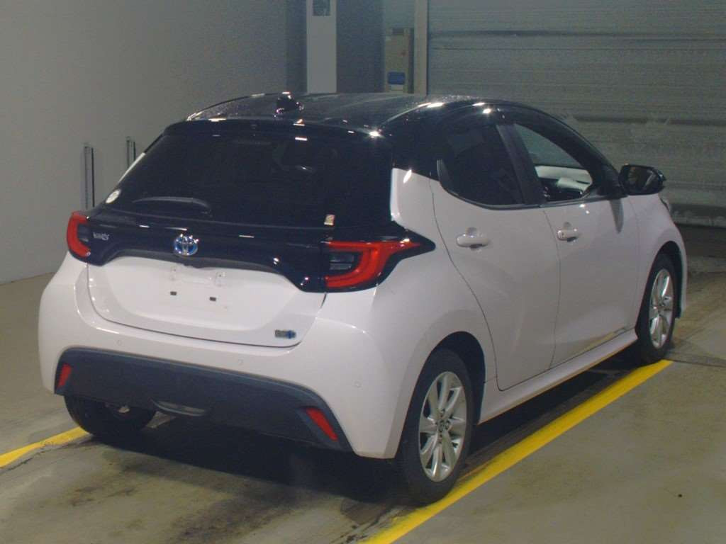 2021 Toyota YARIS MXPH10[1]