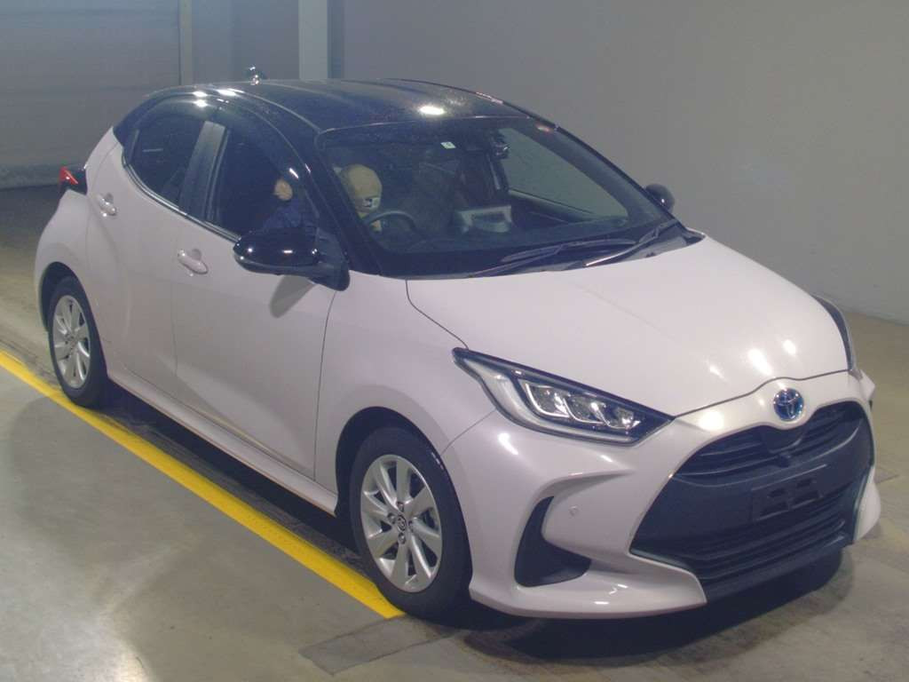 2021 Toyota YARIS MXPH10[2]