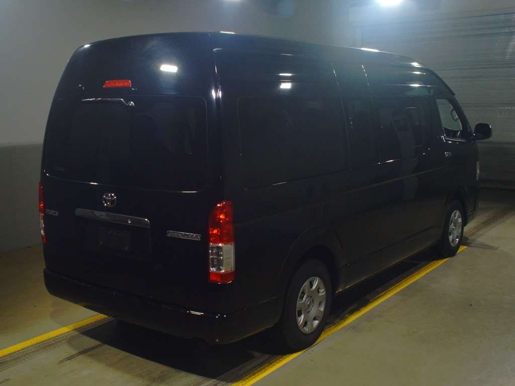 2016 Toyota Hiace Wagon TRH224W[1]