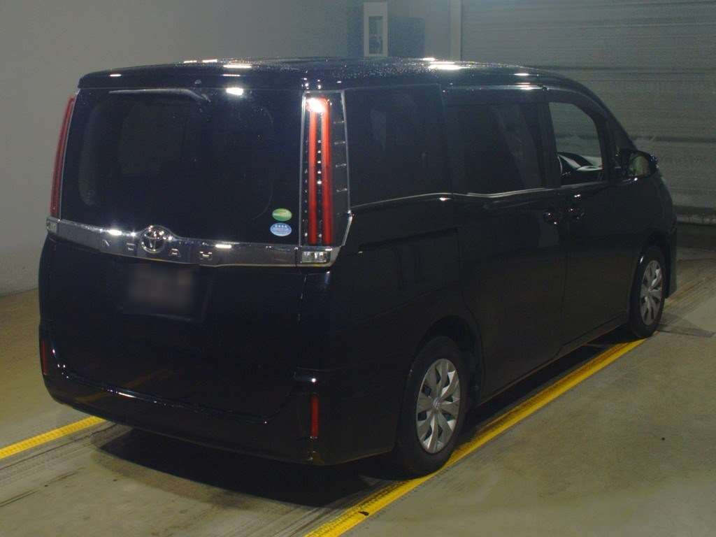 2019 Toyota Noah ZRR80G[1]