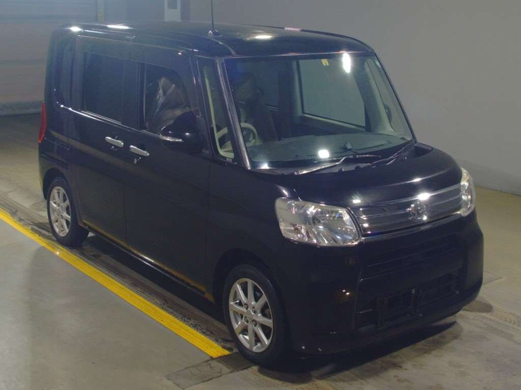 2014 Daihatsu Tanto LA600S[2]