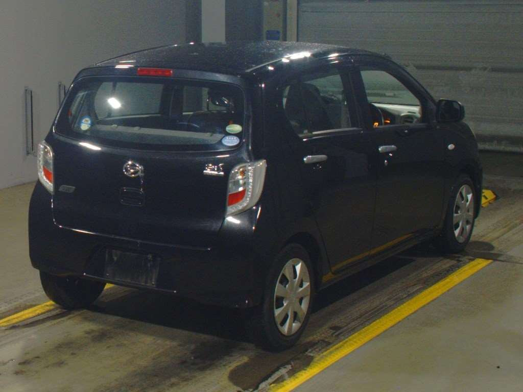 2014 Daihatsu Mira es LA300S[1]