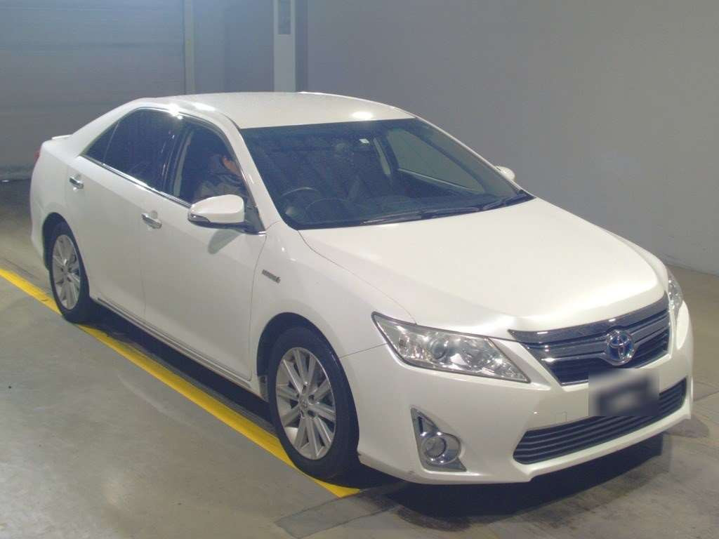 2011 Toyota Camry AVV50[2]