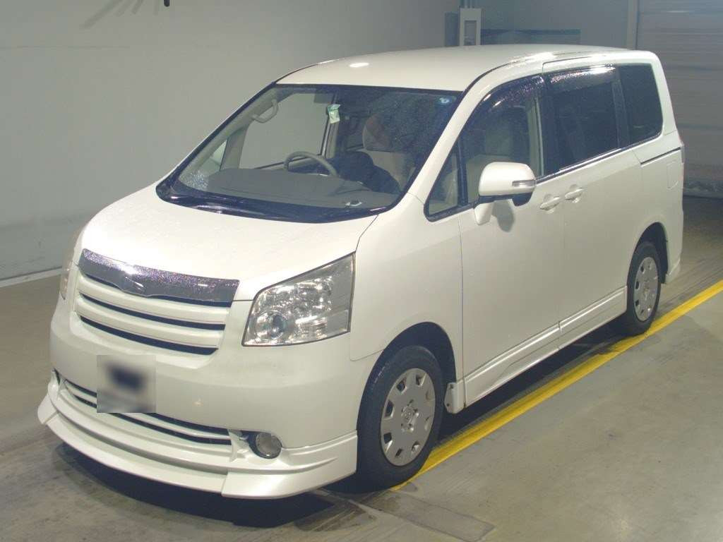 2007 Toyota Noah ZRR75G[0]