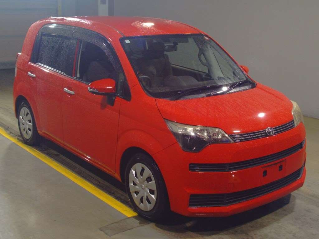 2012 Toyota Spade NCP141[2]