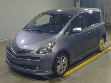 2006 Toyota Ractis