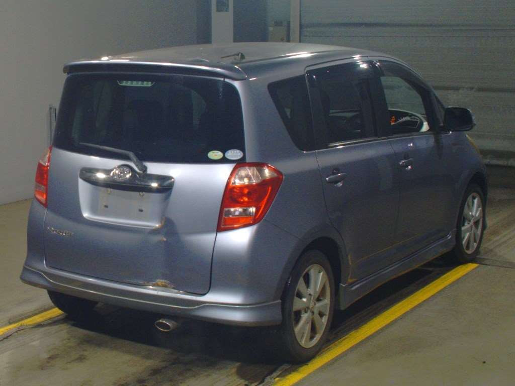 2006 Toyota Ractis NCP100[1]