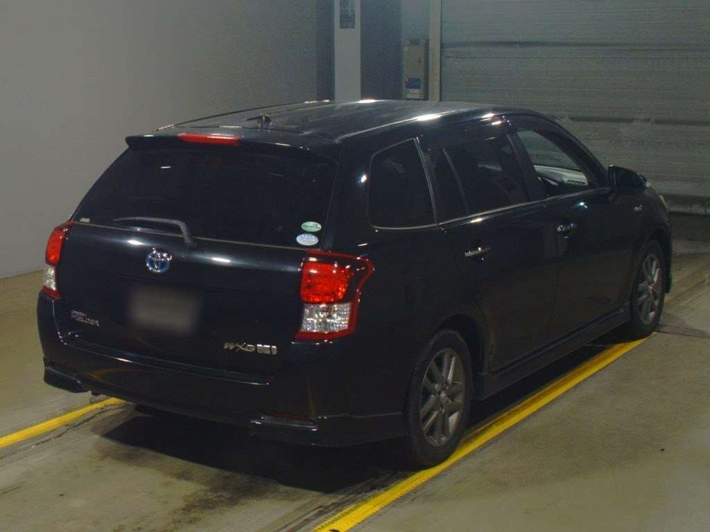 2014 Toyota Corolla Fielder NKE165G[1]