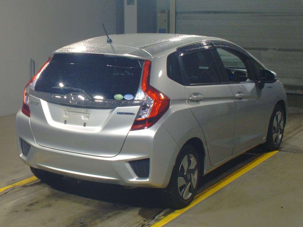 2013 Honda Fit Hybrid GP5[1]