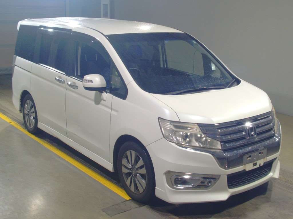 2012 Honda Step WGN Spada RK5[2]