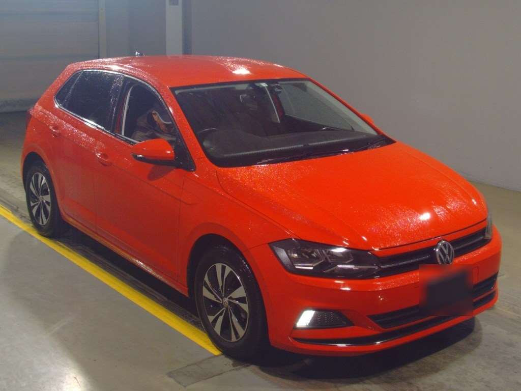 2018 Volkswagen Polo AWCHZ[2]