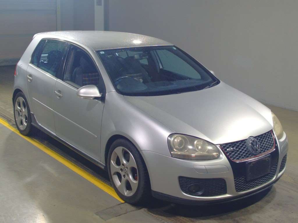 2005 Volkswagen Golf 1KAXX[2]