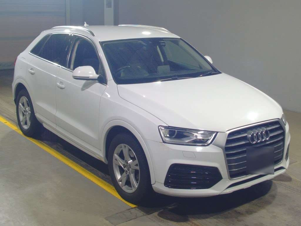 2017 Audi Q3 8UCZD[2]