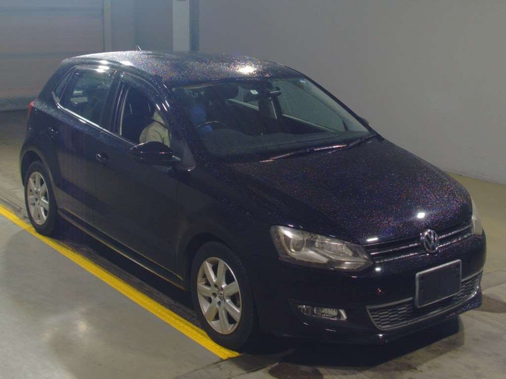 2011 Volkswagen Polo 6RCBZ[2]