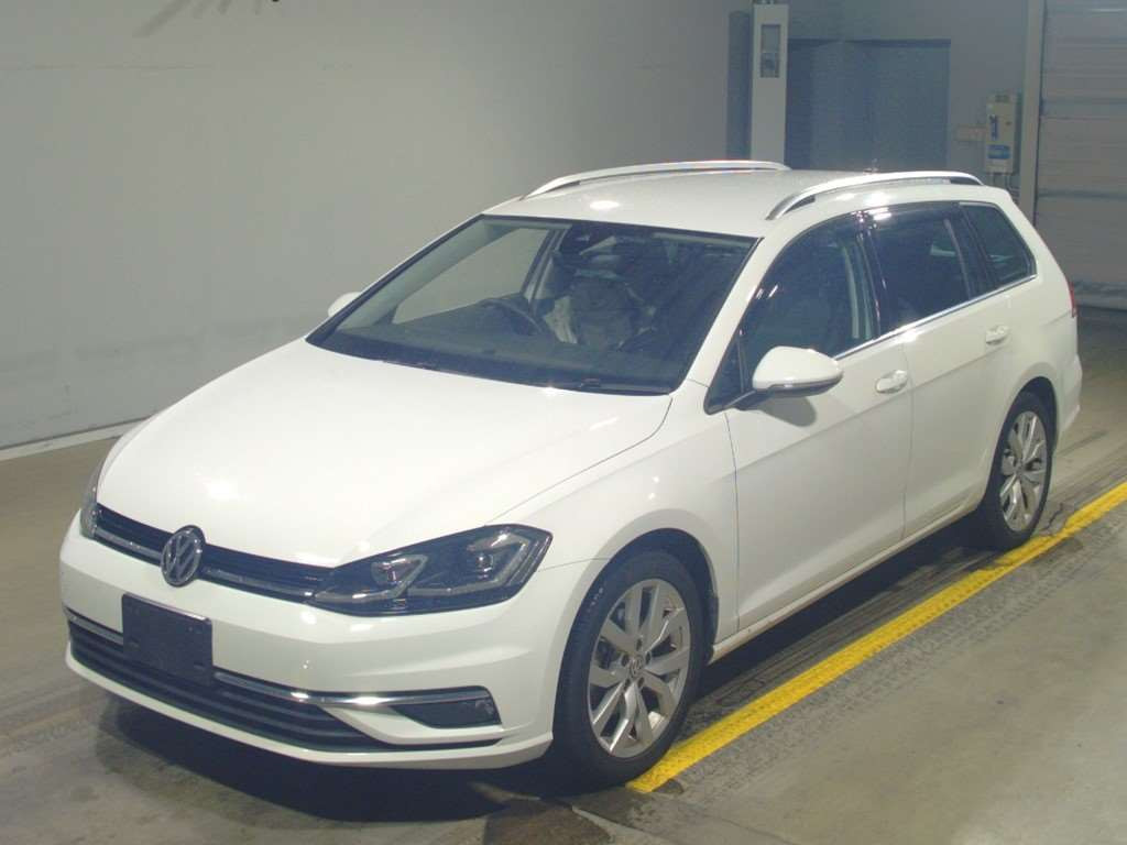 2018 Volkswagen Golf Variant AUCHP[0]