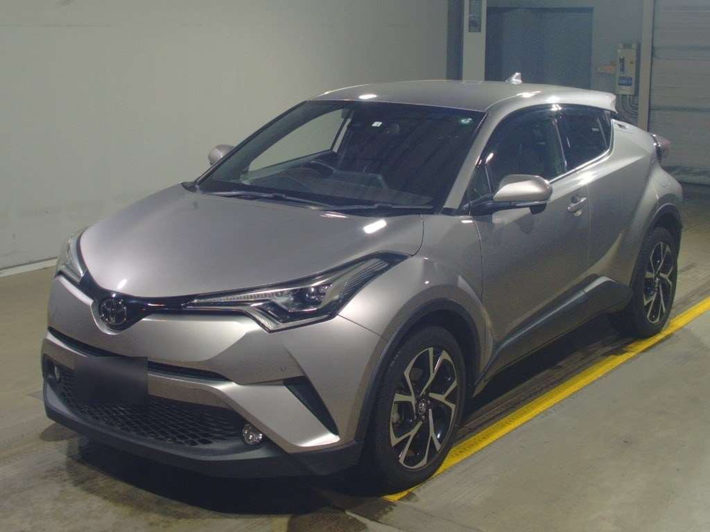 2018 Toyota C-HR NGX50[0]