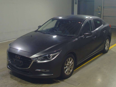 2018 Mazda Axela