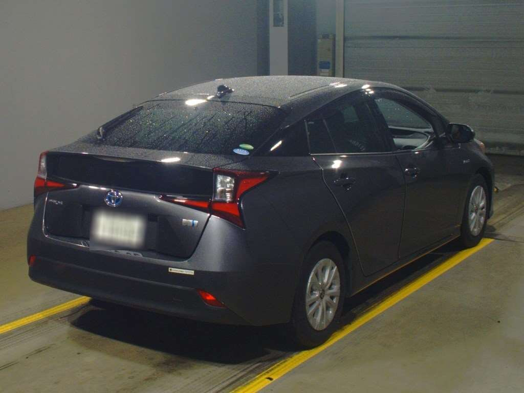 2019 Toyota Prius ZVW51[1]