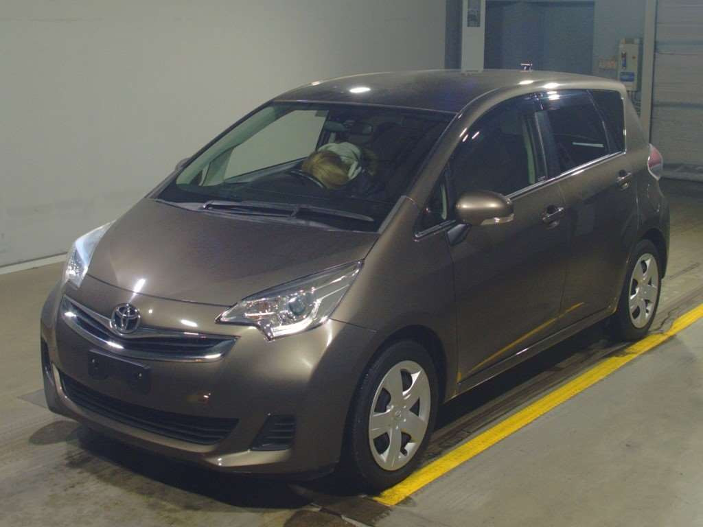 2015 Toyota Ractis NCP120[0]