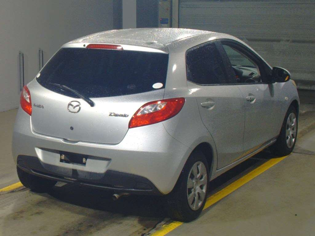 2010 Mazda Demio DE3FS[1]