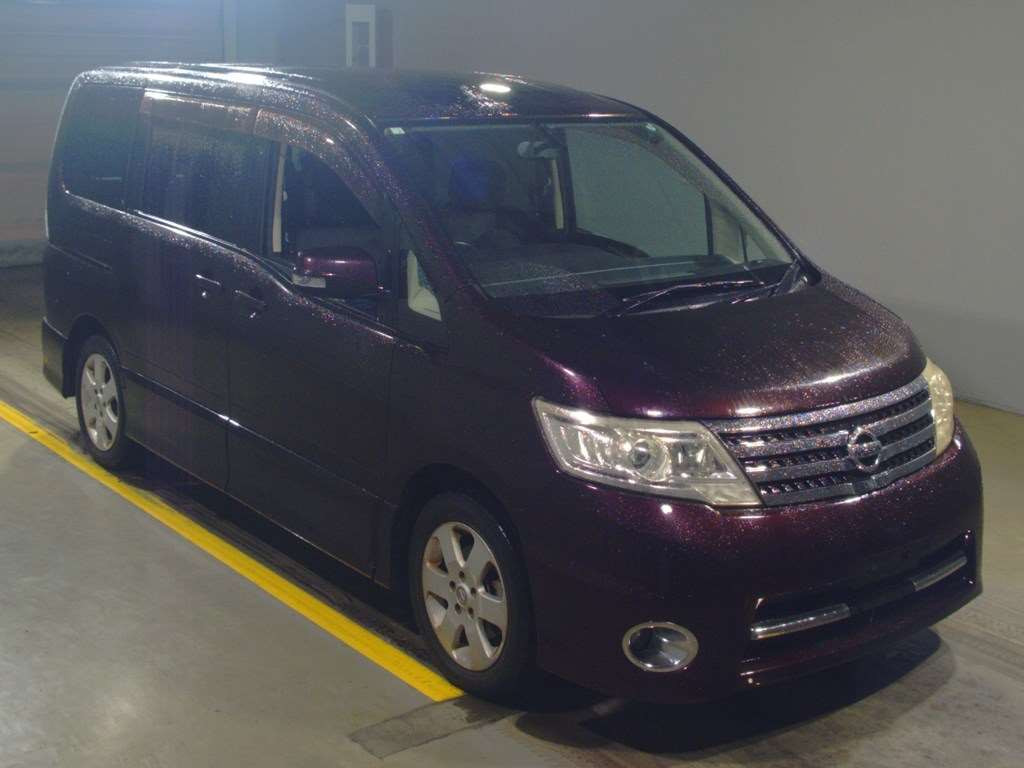 2010 Nissan Serena CC25[2]