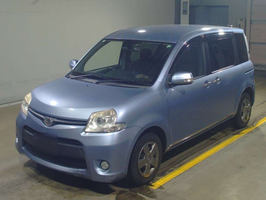 2014 Toyota Sienta NCP81G[0]