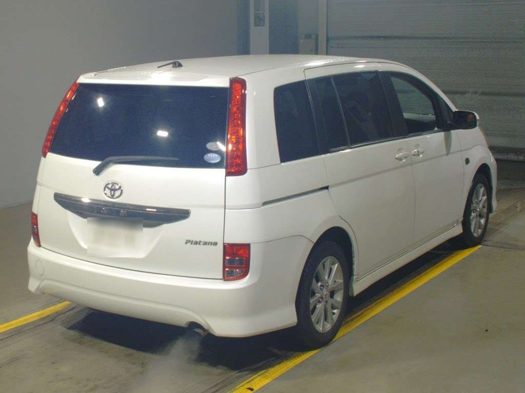 2008 Toyota Isis ANM10W[1]