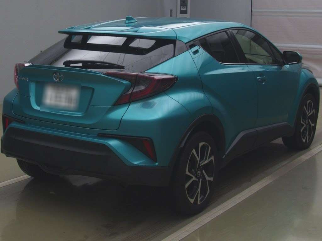 2016 Toyota C-HR NGX50[1]