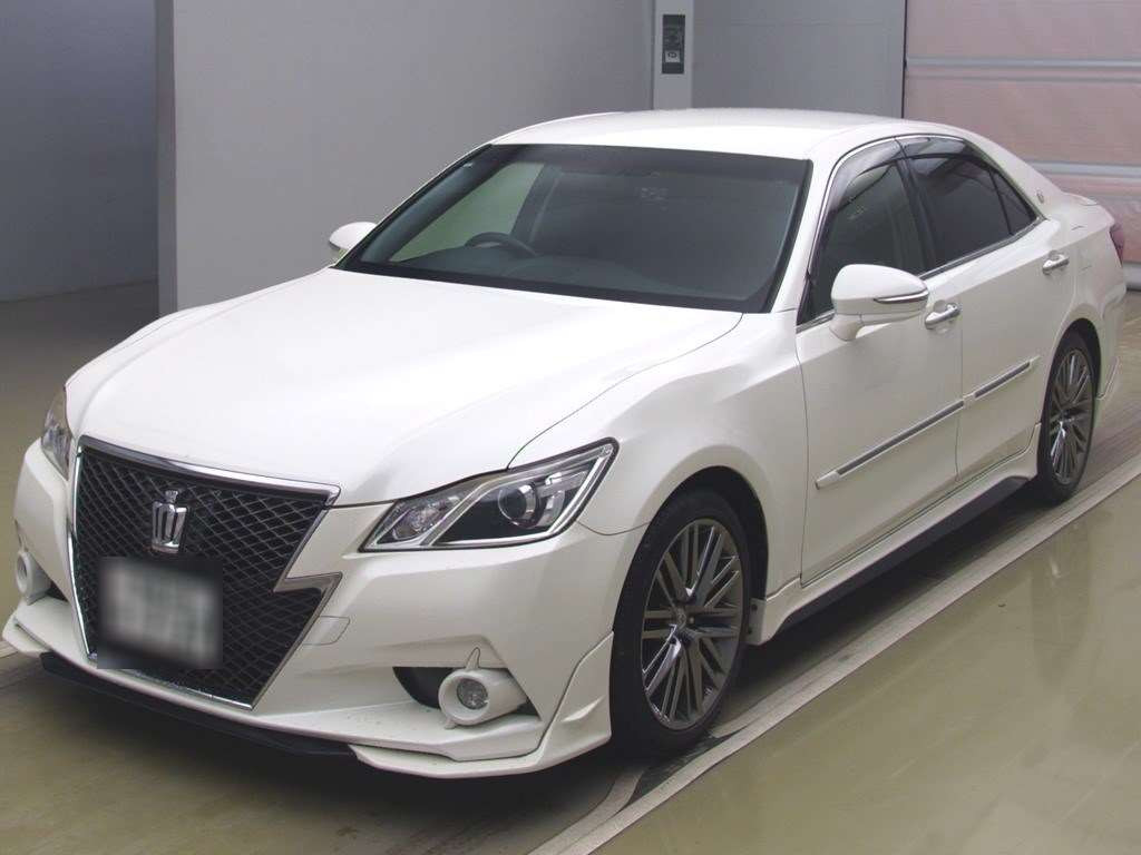 2013 Toyota Crown GRS210[0]