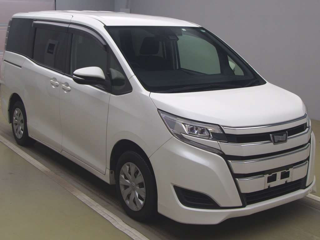 2018 Toyota Noah ZRR80G[2]