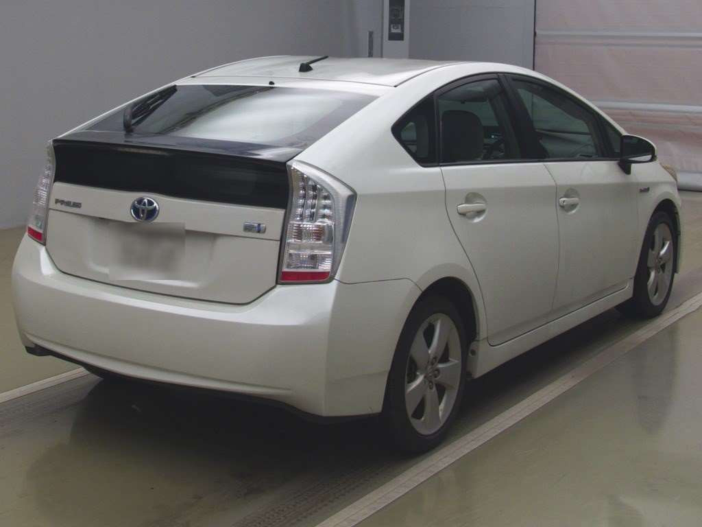 2009 Toyota Prius ZVW30[1]